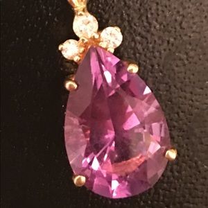 Beautiful amethyst and diamond pendant